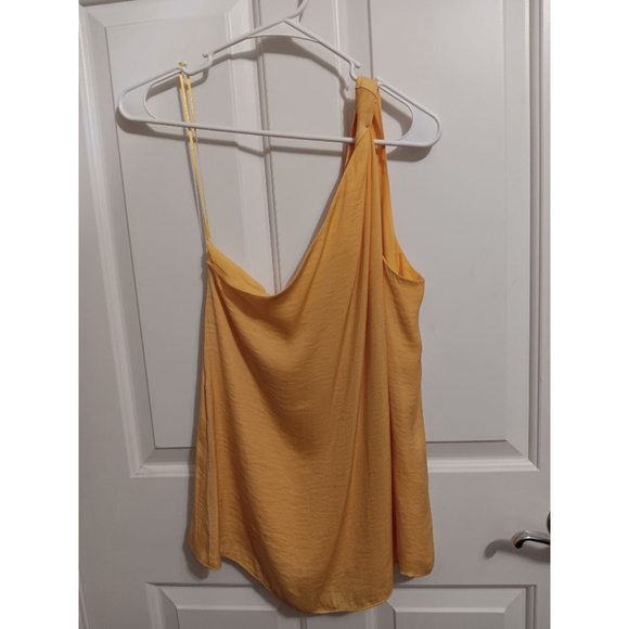 Vince Camuto One Shoulder Knoted Draped Textured Yellow Blouse - Picture 8 of 12